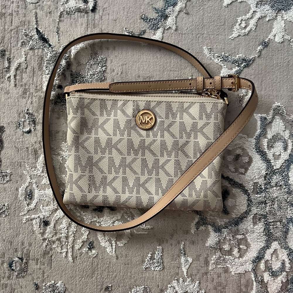 Michael Kors Women's Fulton Crossbody Bag